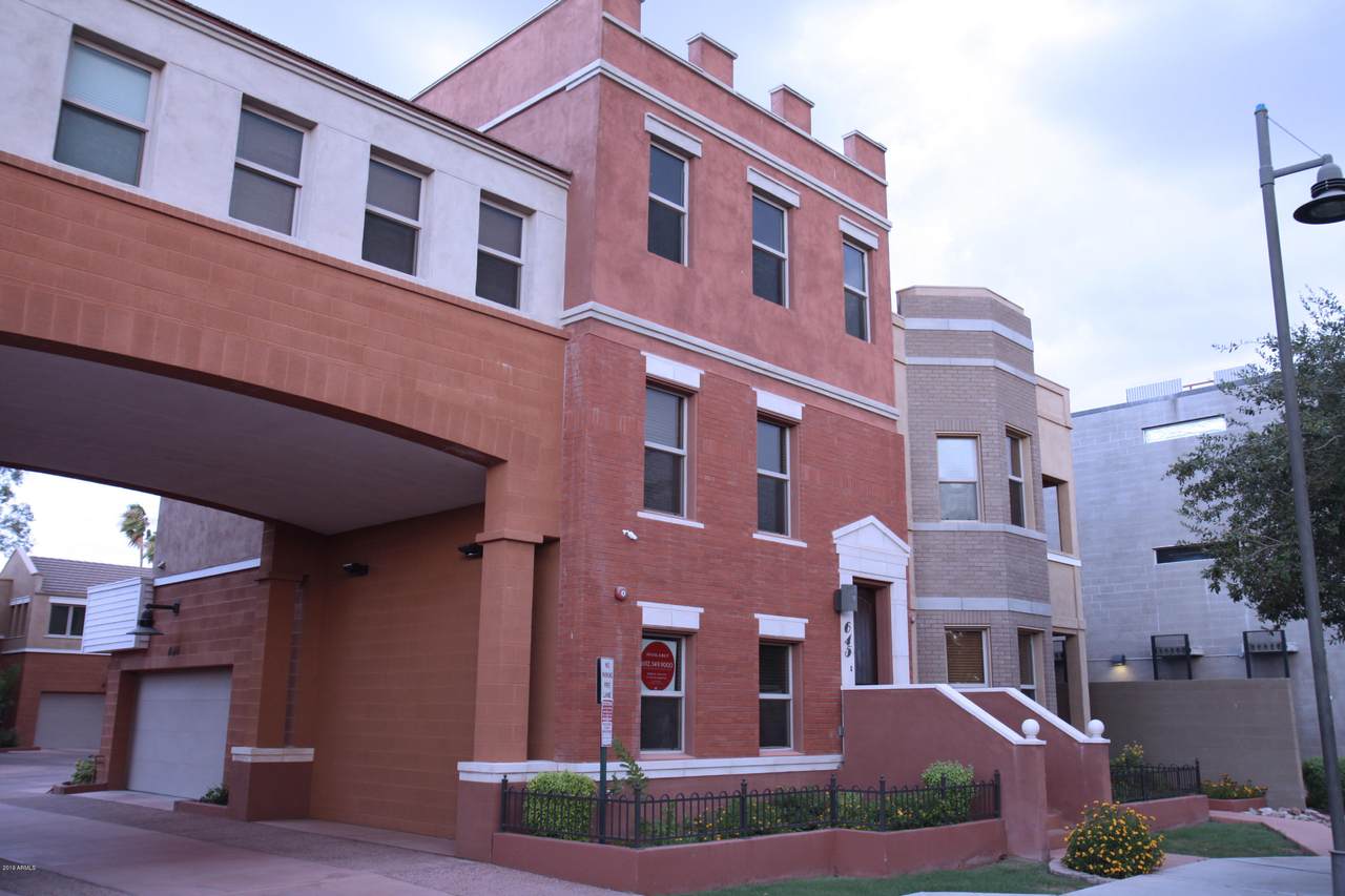645 Roosevelt Street - Photo 1