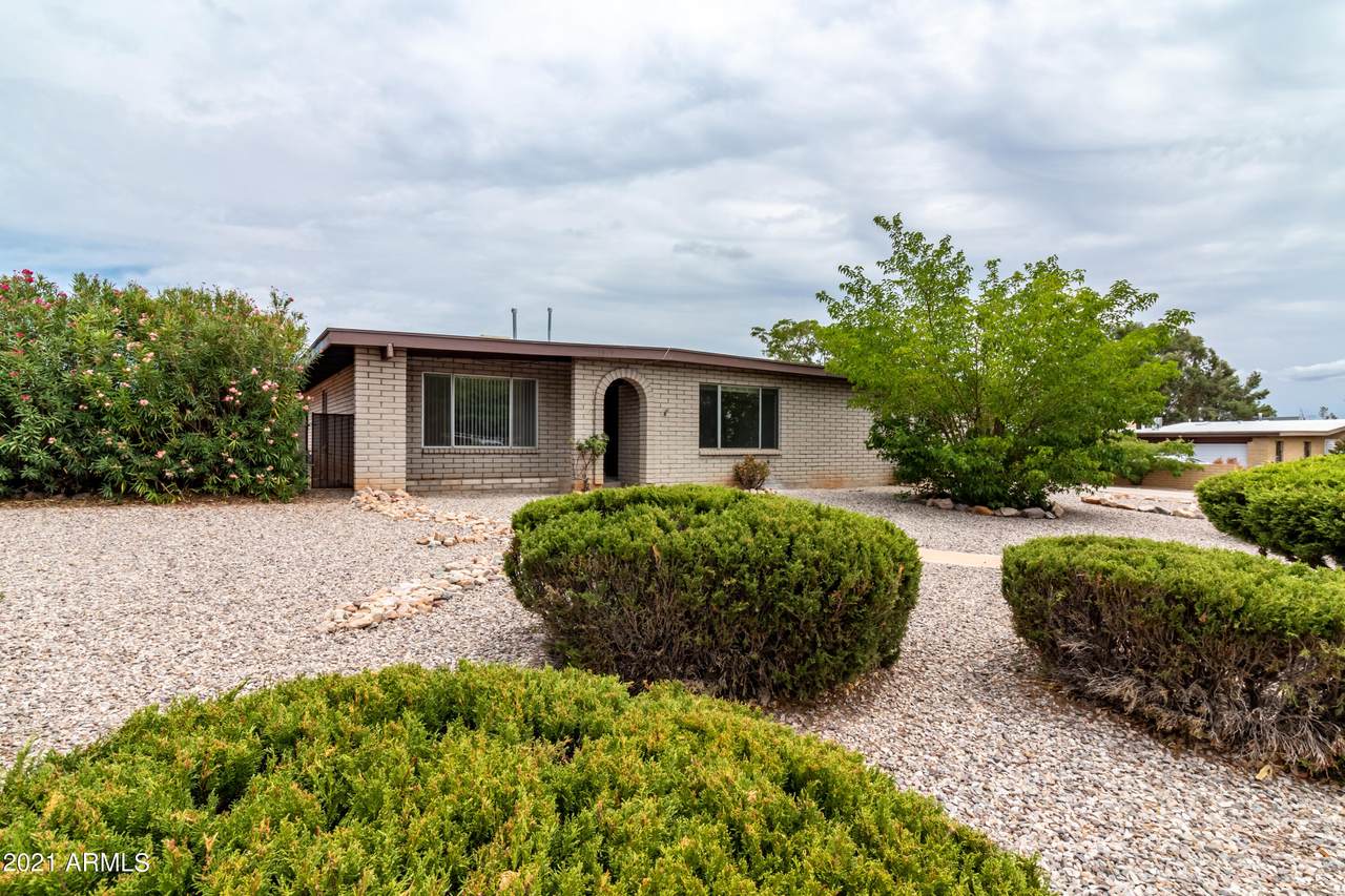 1849 Baywood Lane - Photo 1