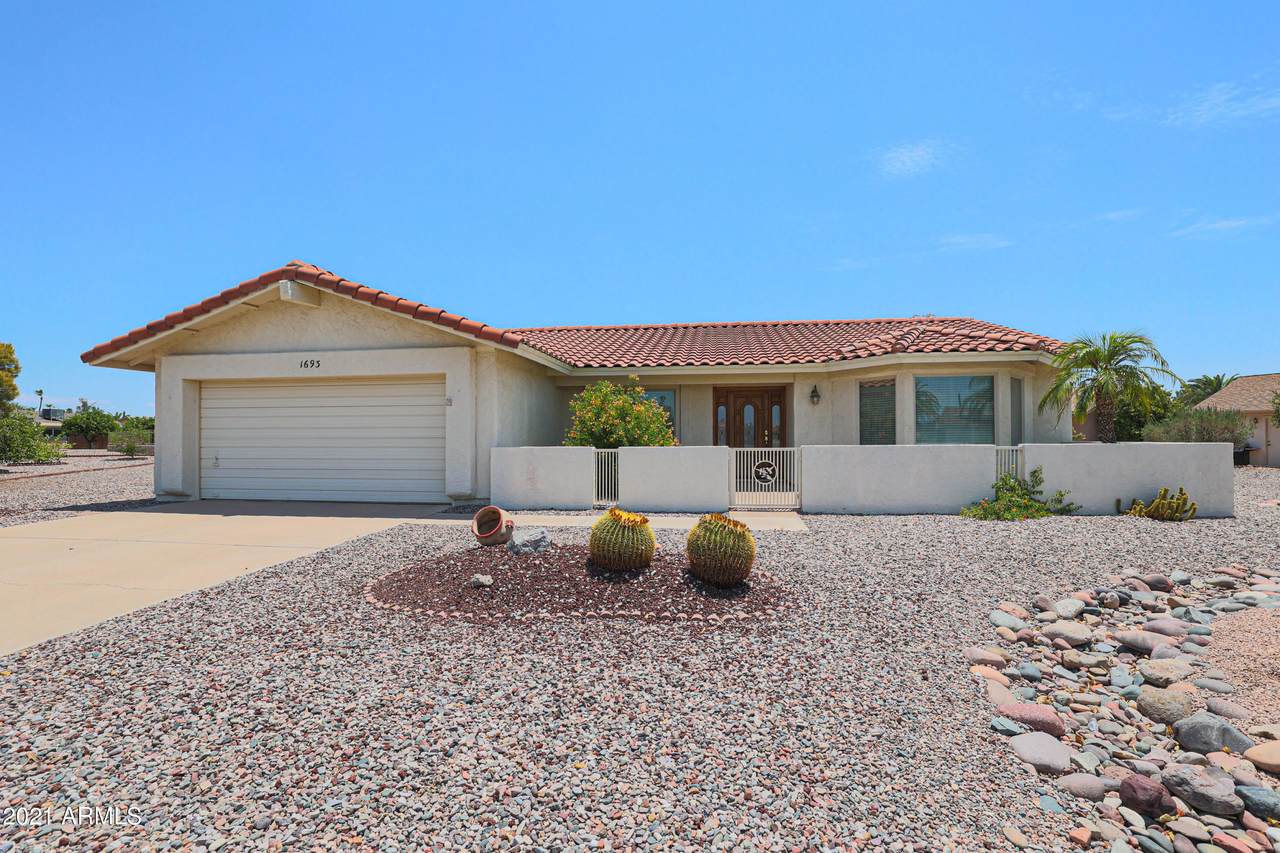1693 Leisure World - Photo 1