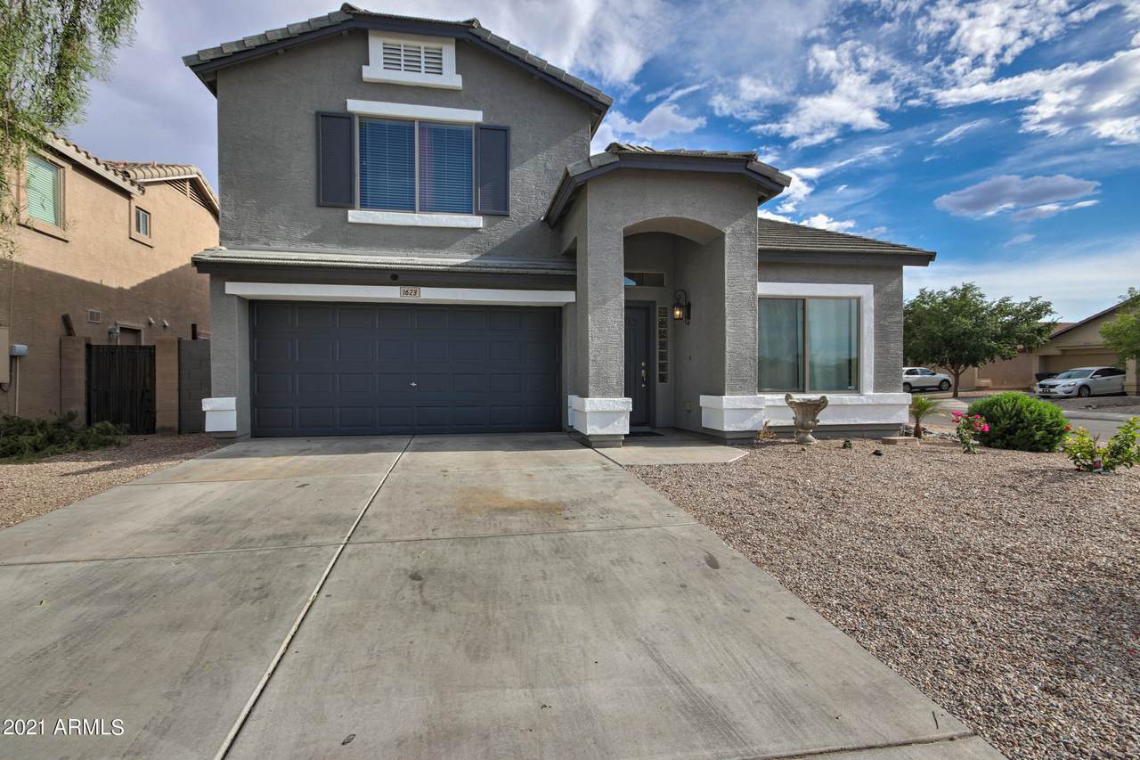 1623 Daniella Drive - Photo 1