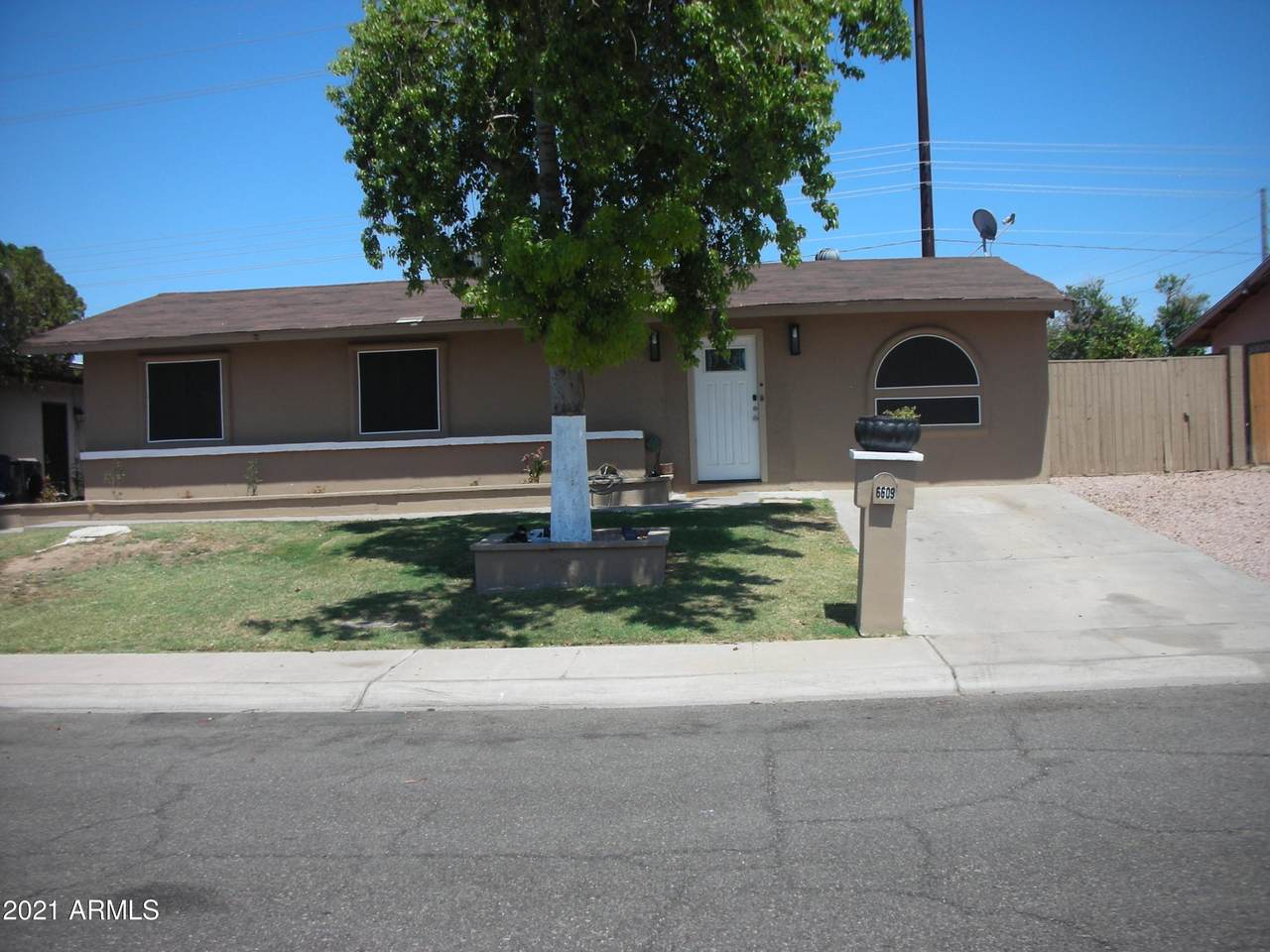 6609 47TH Place - Photo 1