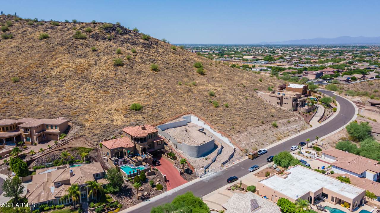 6127 Alameda Road - Photo 1