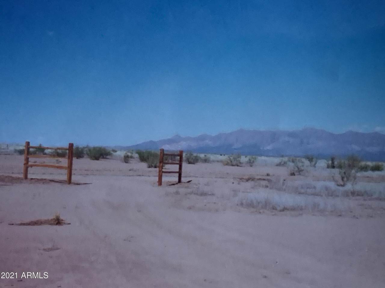 000 Whitefeather Road - Photo 1