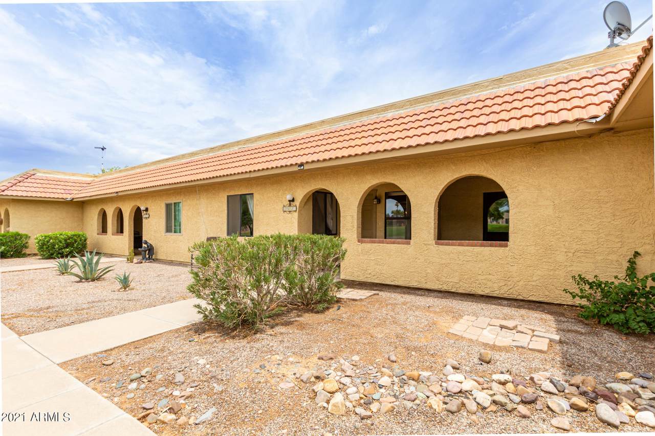 1960 Clubhouse Drive - Photo 1