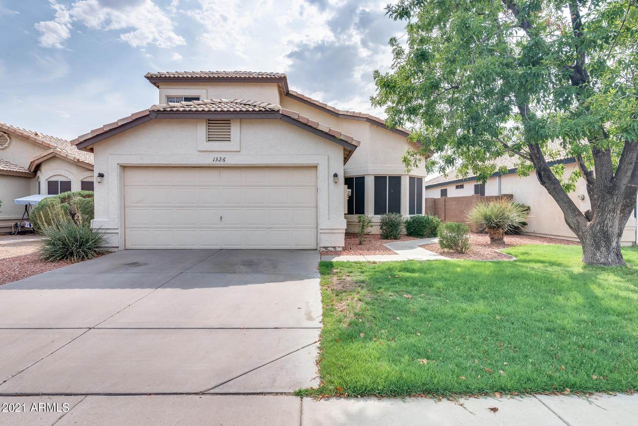 1326 Blackstone Drive - Photo 1