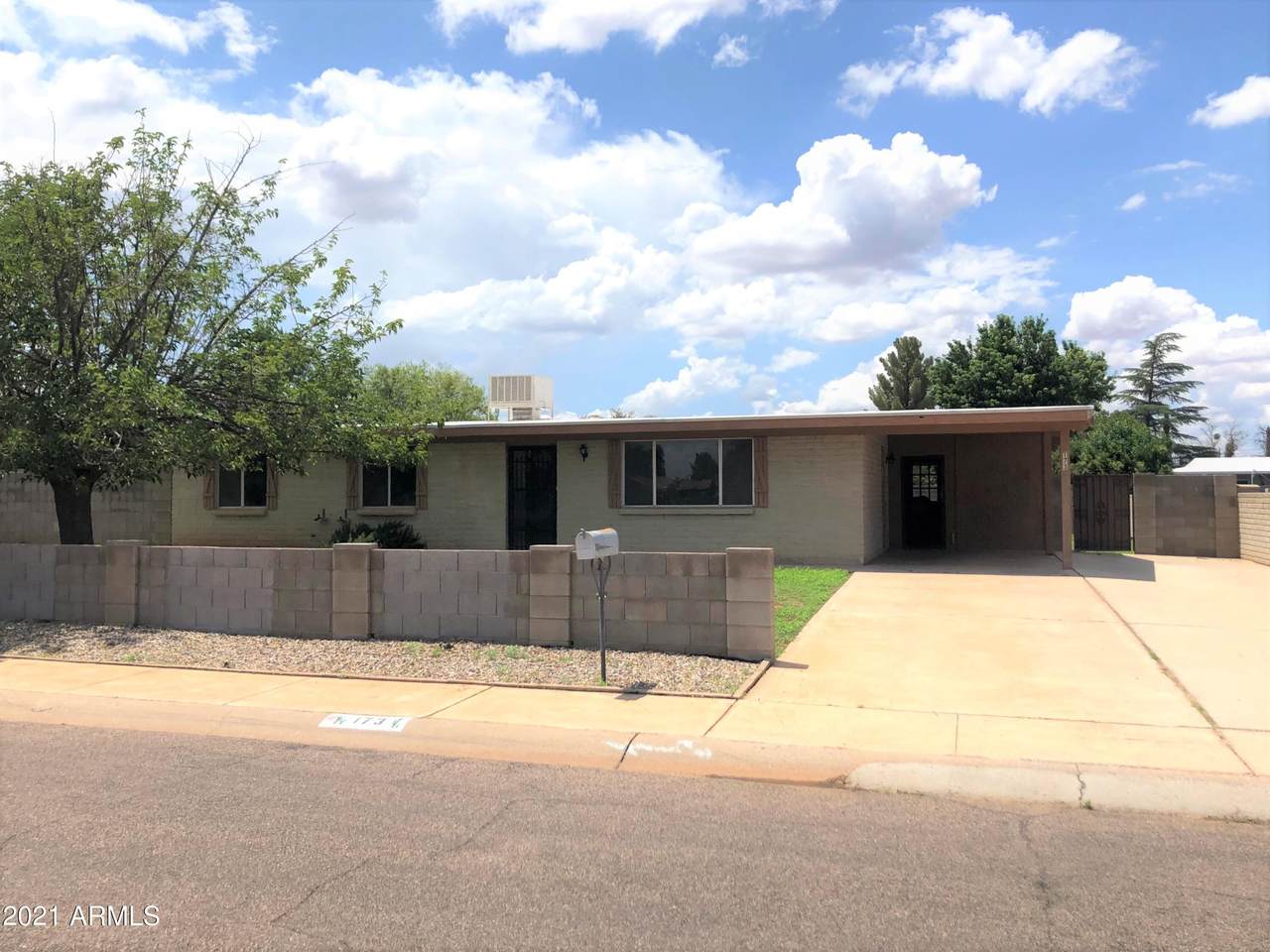 173 School Drive - Photo 1