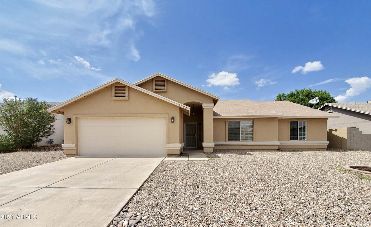 2597 Thunderbird Drive - Photo 1