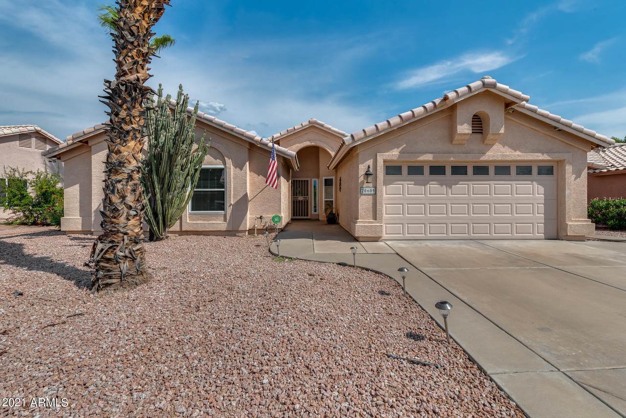 20609 61ST Avenue - Photo 1