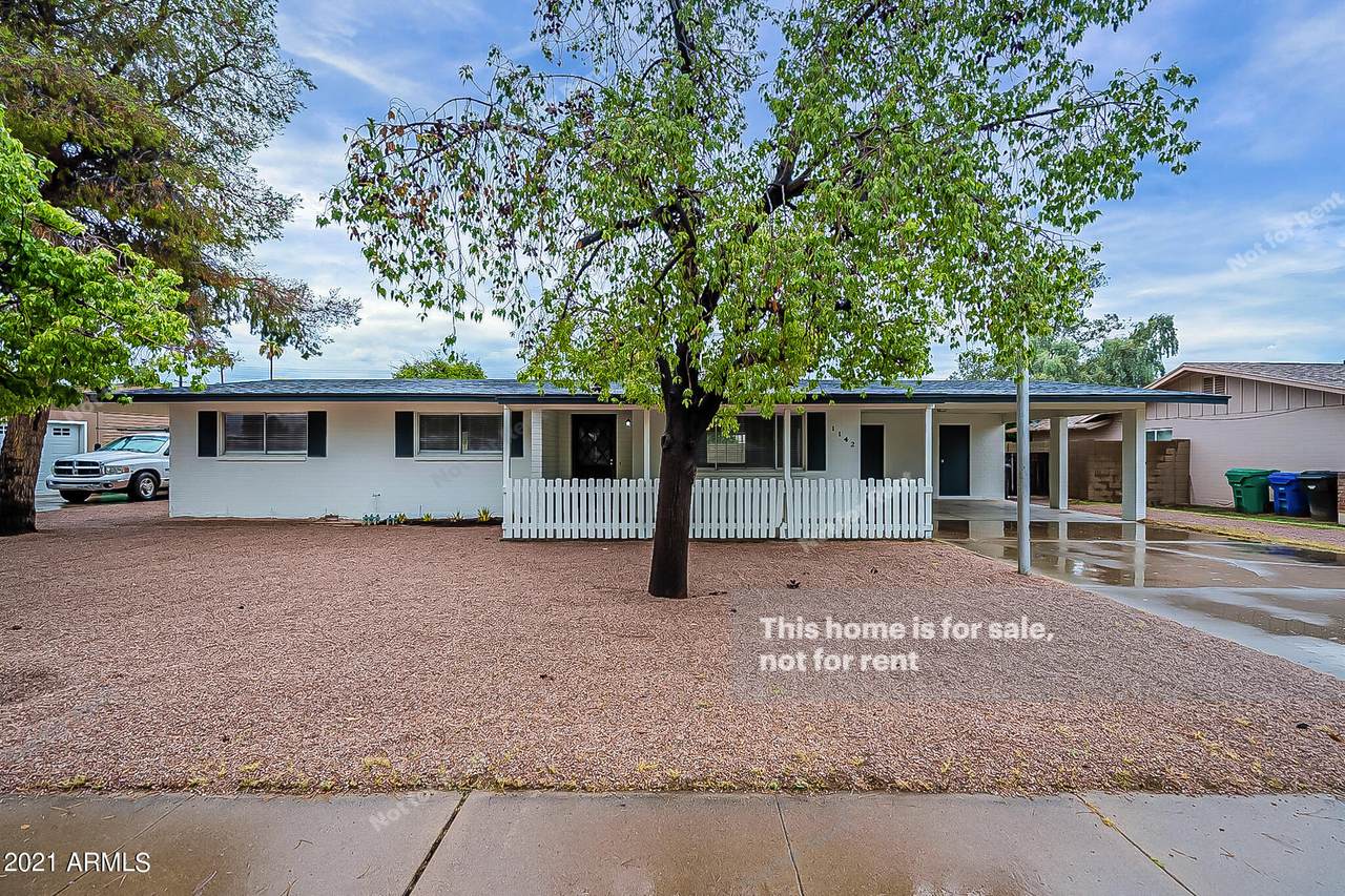 1142 9TH Place - Photo 1