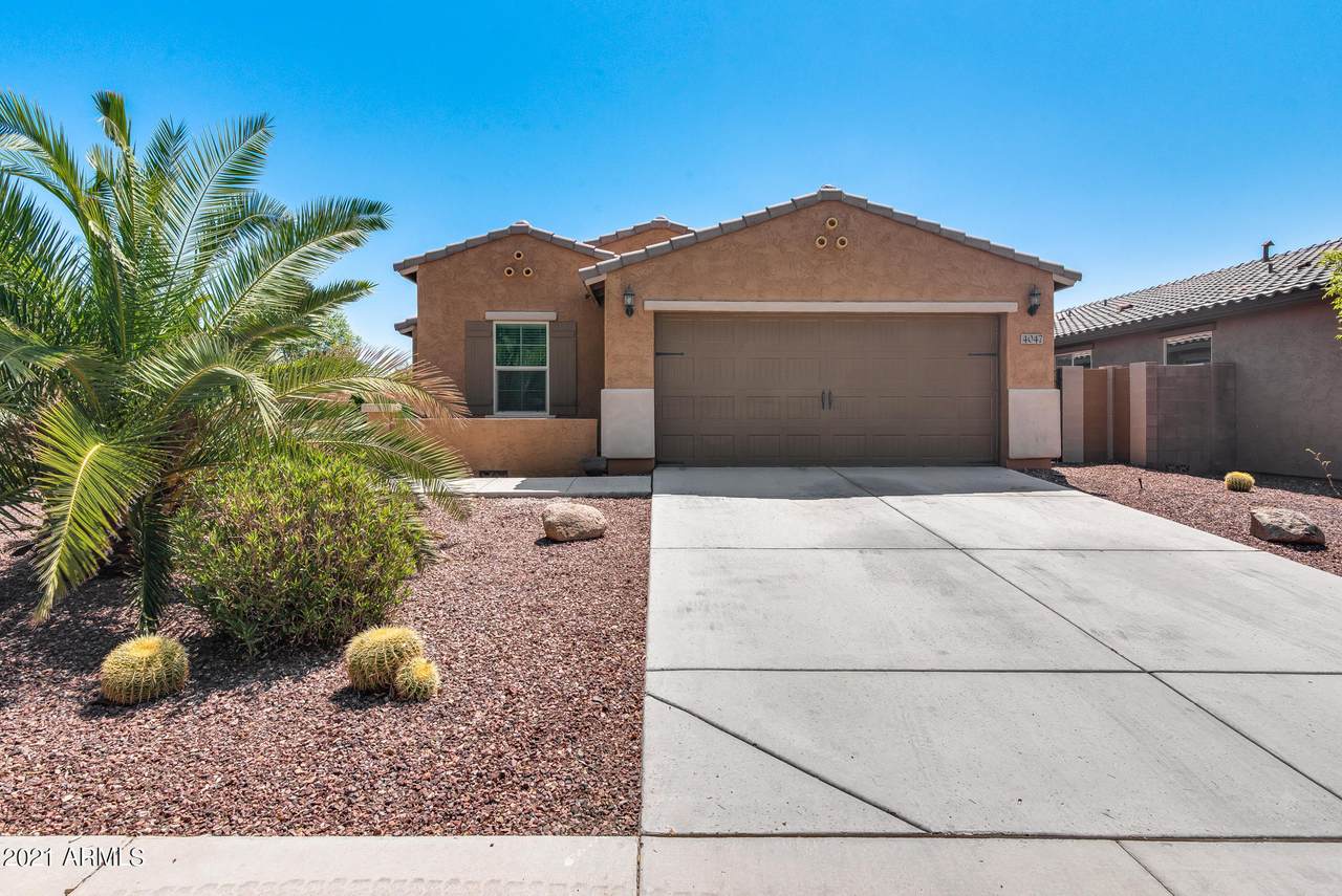 4047 186TH Avenue - Photo 1