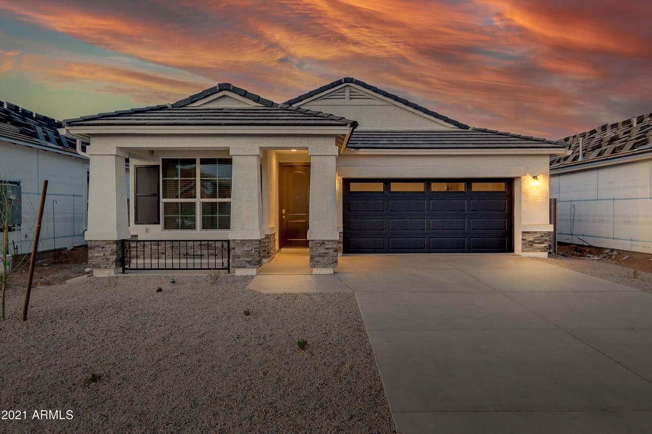 38191 San Alvarez Avenue - Photo 1