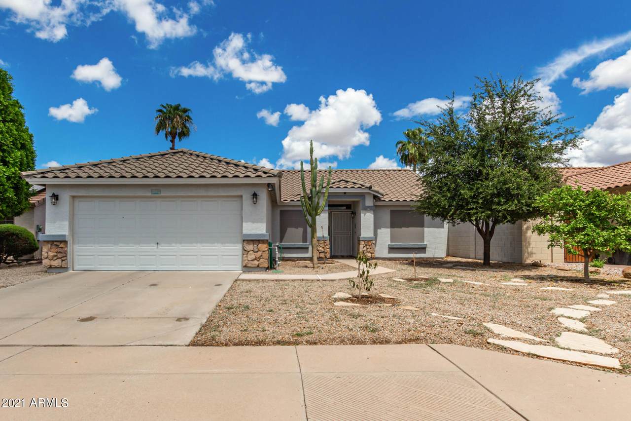 11264 Edgewood Avenue - Photo 1