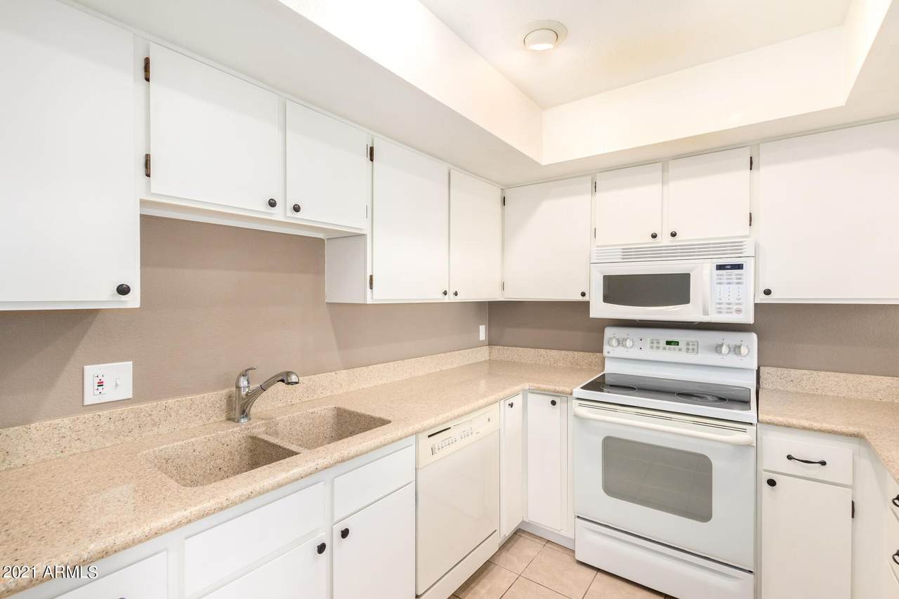 202 Ruth Avenue - Photo 1