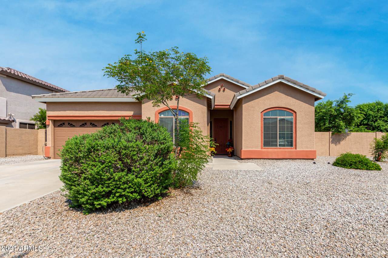 7905 88TH Lane - Photo 1