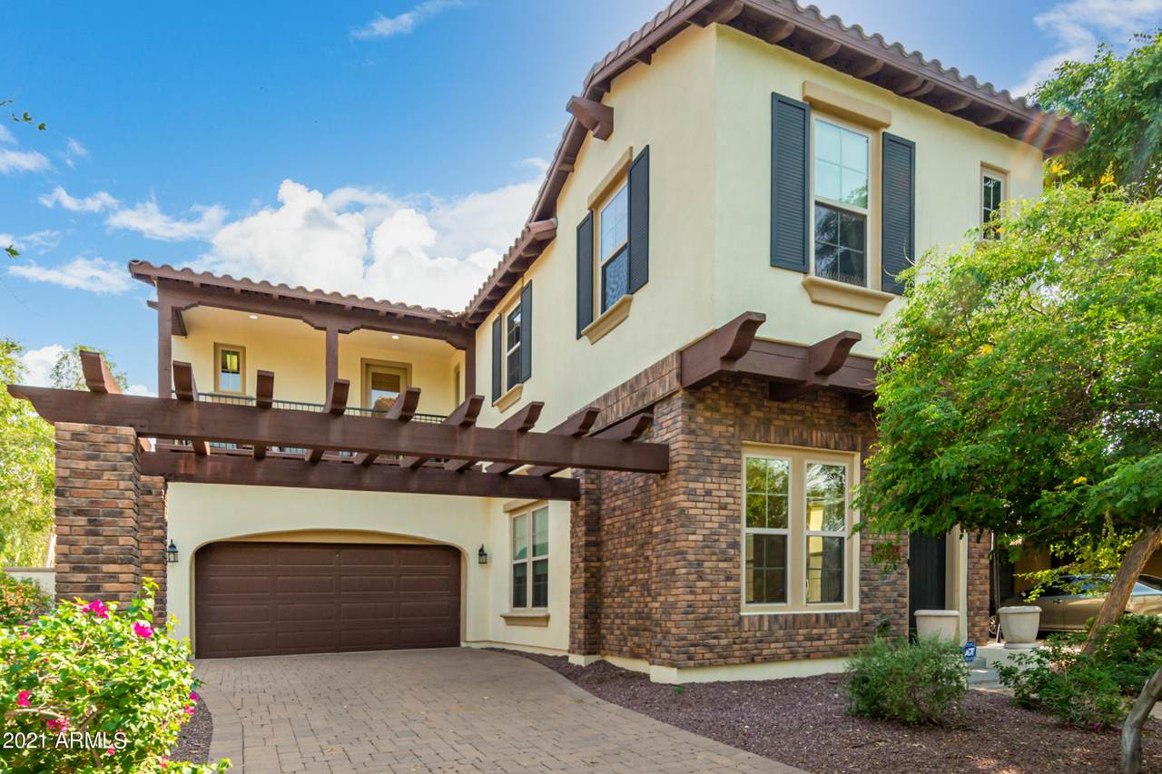 20689 Valley View Drive - Photo 1