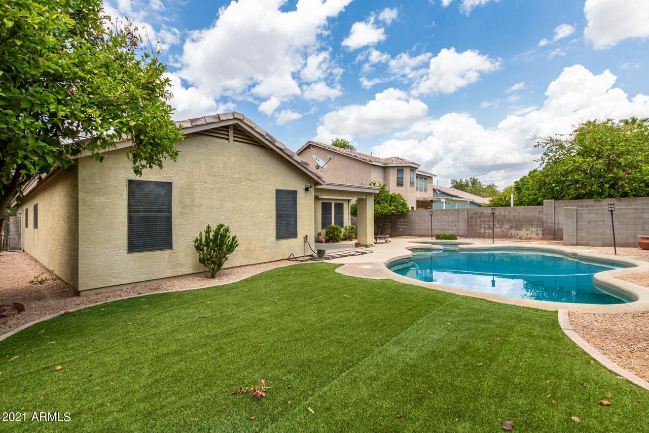 465 Orchard Way - Photo 1