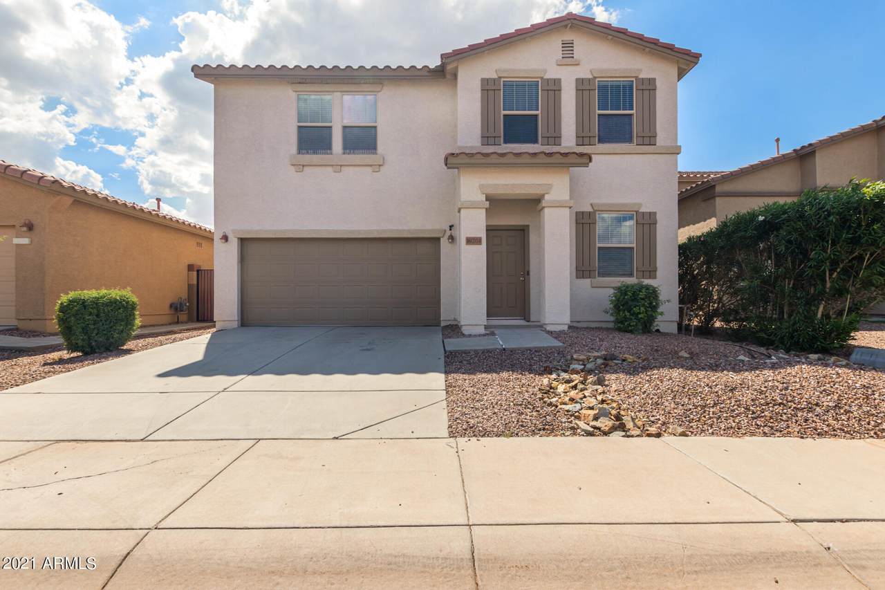 19204 Lariat Road - Photo 1