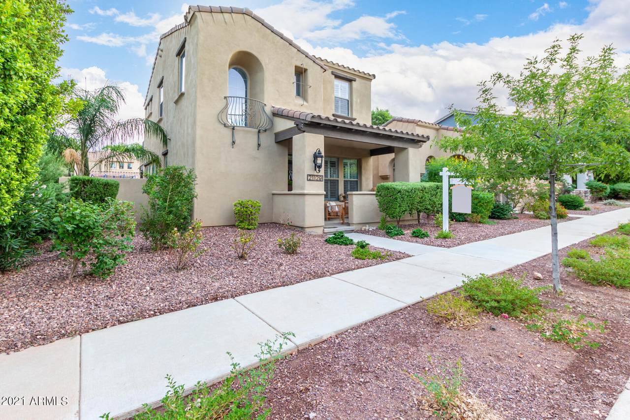 21129 Green Street - Photo 1
