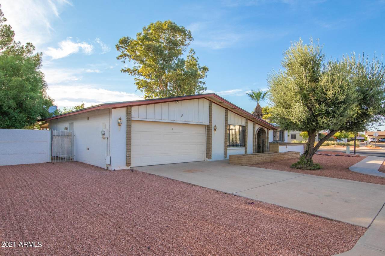 2350 Via Rialto Avenue - Photo 1