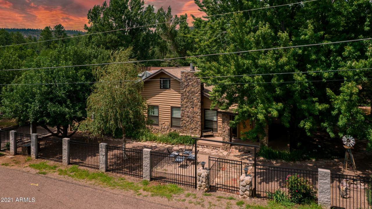 8254 Glen Struan Drive - Photo 1