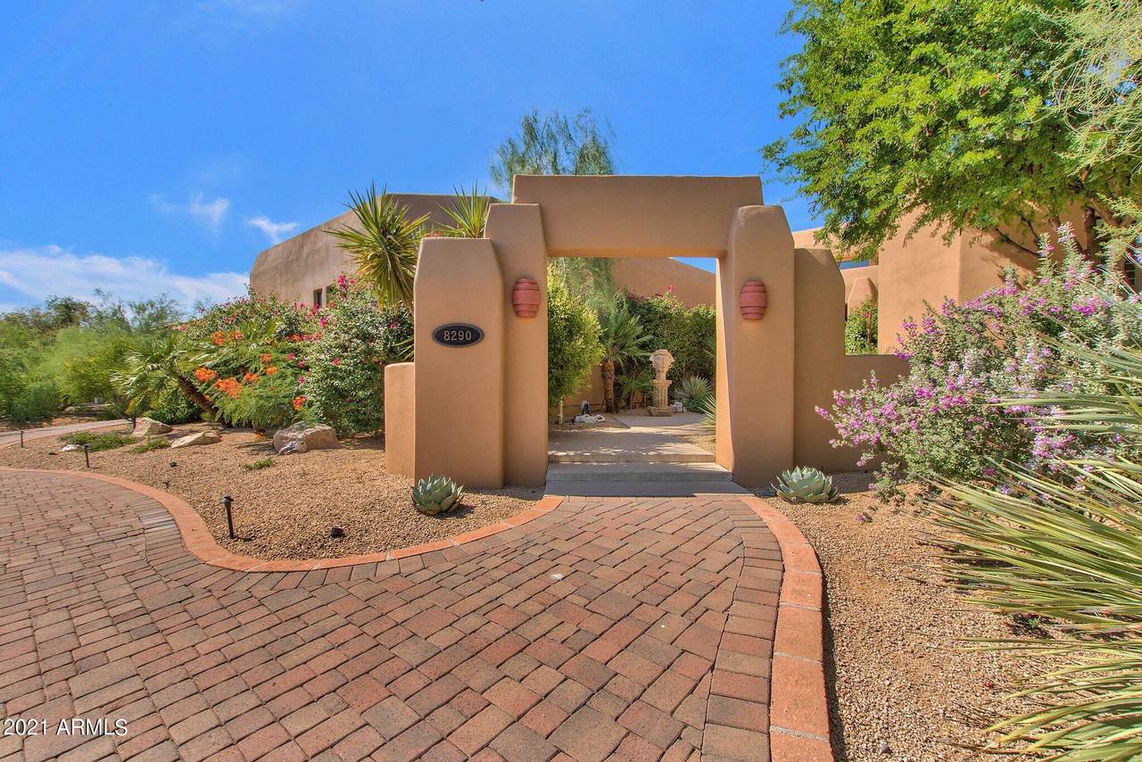 8290 Via Del Sol Drive - Photo 1