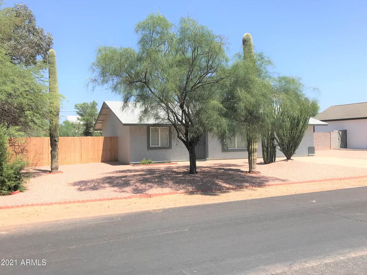 11520 Vine Avenue - Photo 1