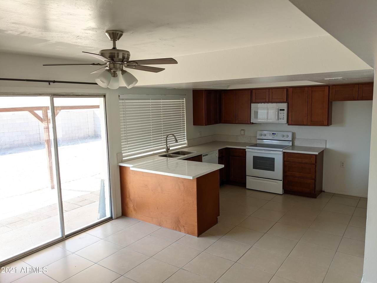 1525 Lehmberg Avenue - Photo 1