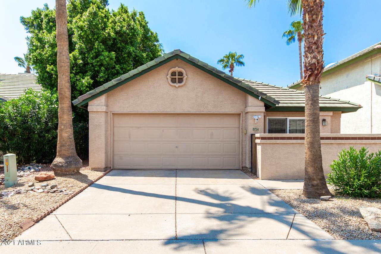19784 76TH Avenue - Photo 1