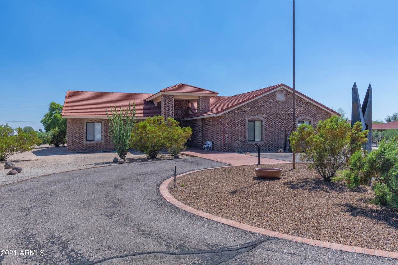 6787 Hatfield Road - Photo 1