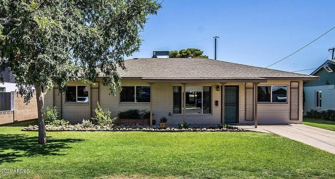1353 Whitton Avenue - Photo 1