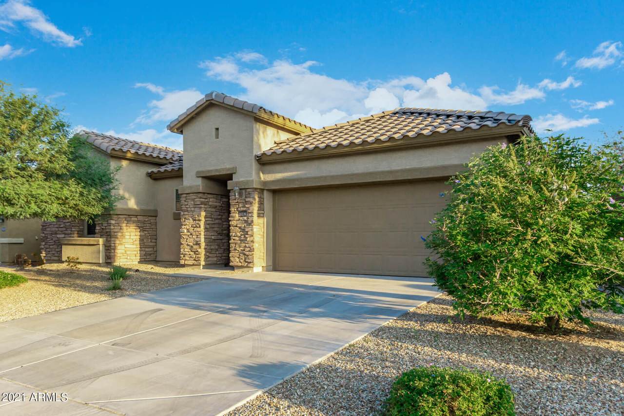 18239 Vogel Avenue - Photo 1