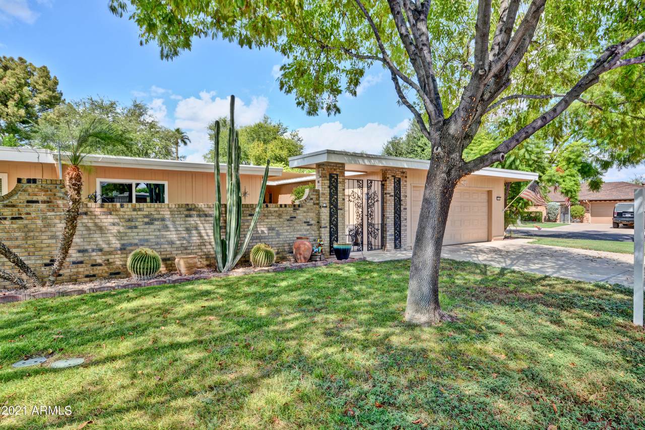 10302 Spanish Moss Lane - Photo 1
