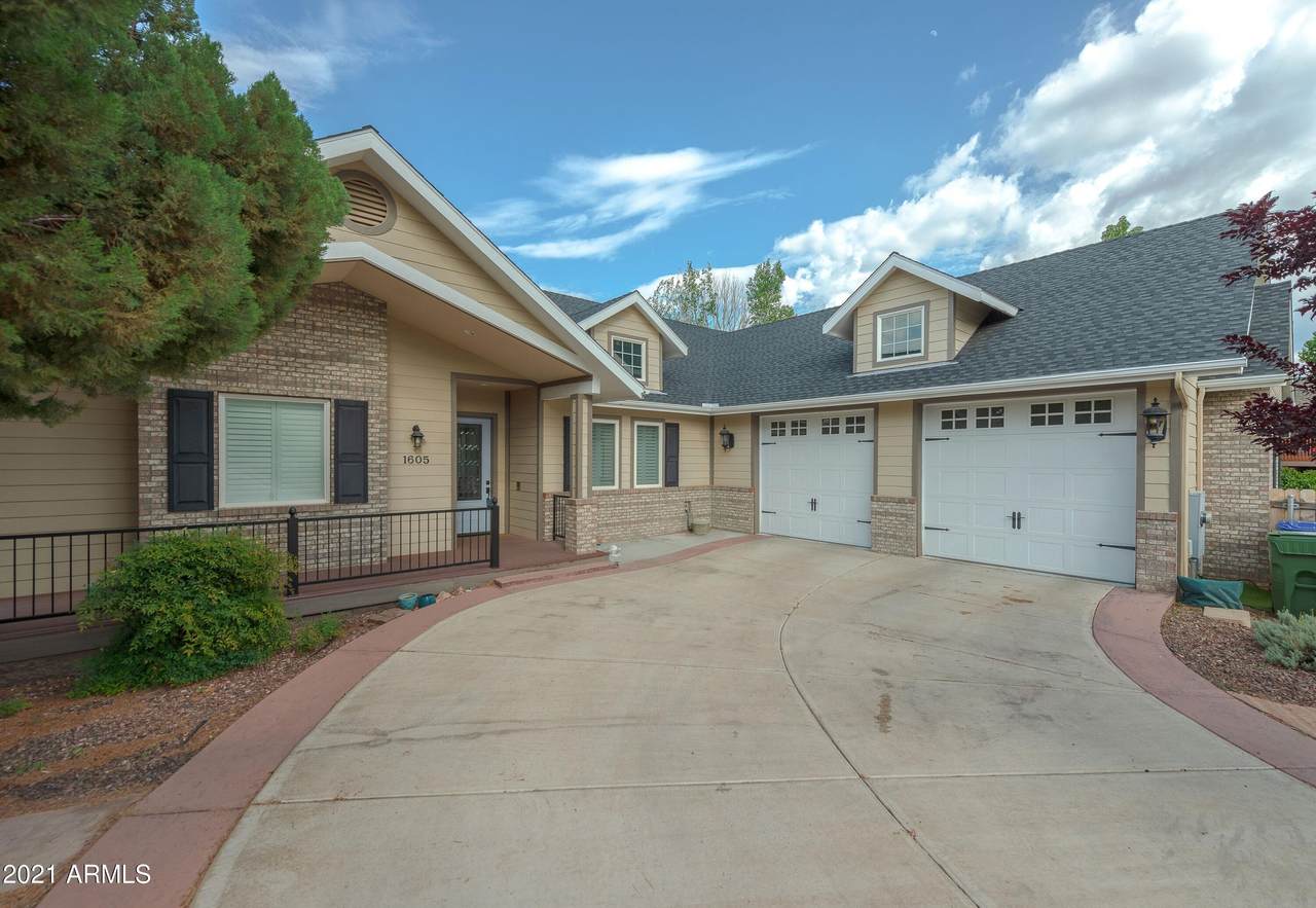 1605 Eagle Mountain Drive - Photo 1