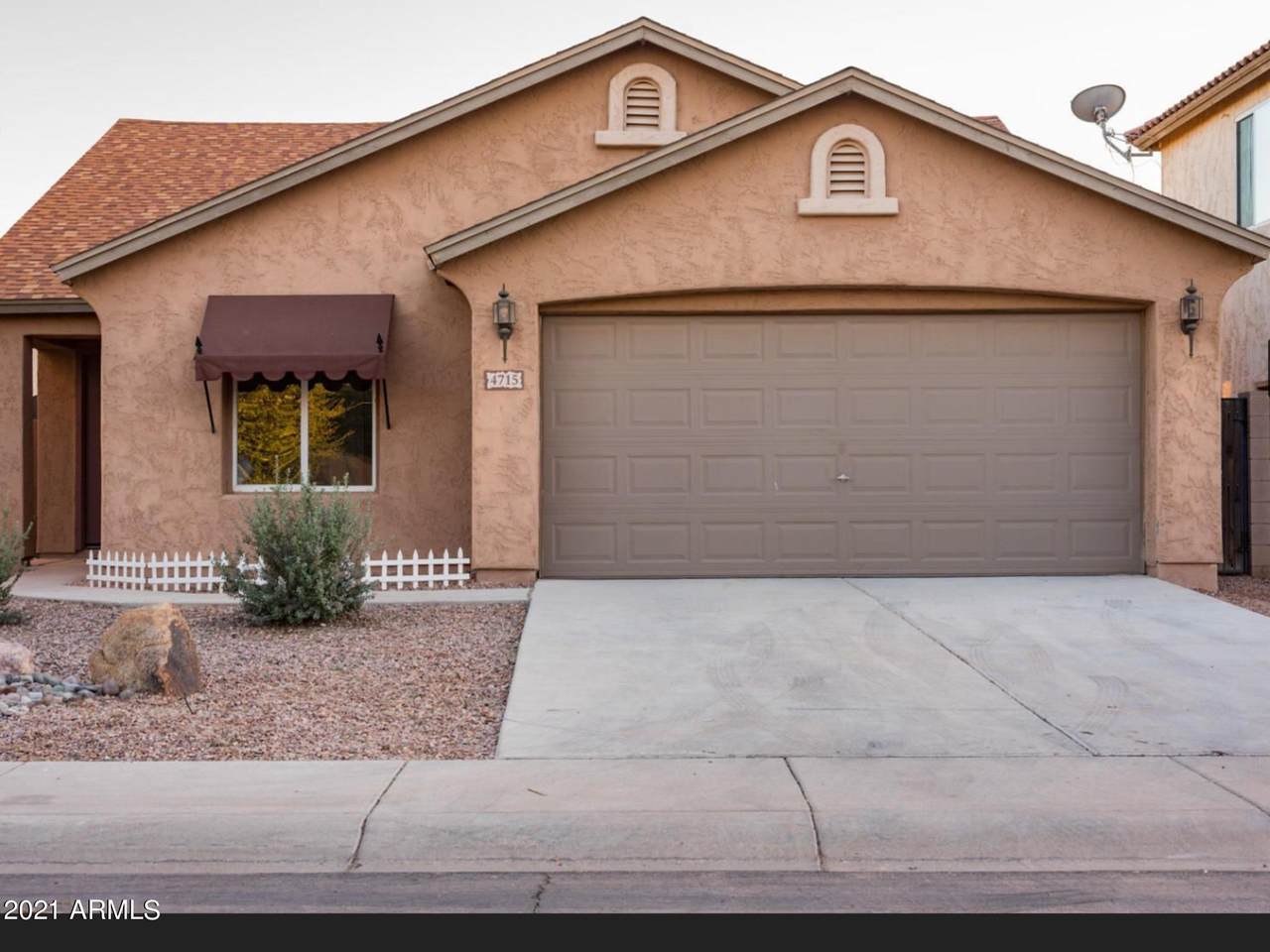 4715 Meadow Lark Way - Photo 1