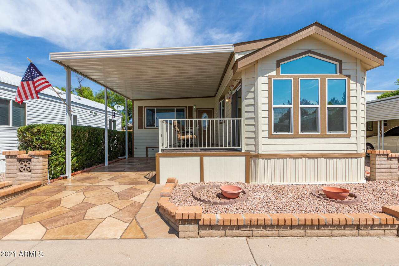 111 Greenfield Road - Photo 1