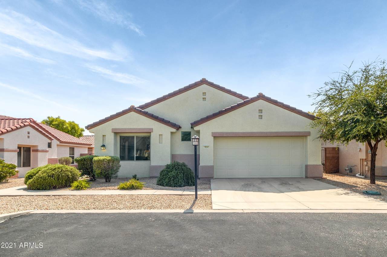 19541 Carriage Lane - Photo 1