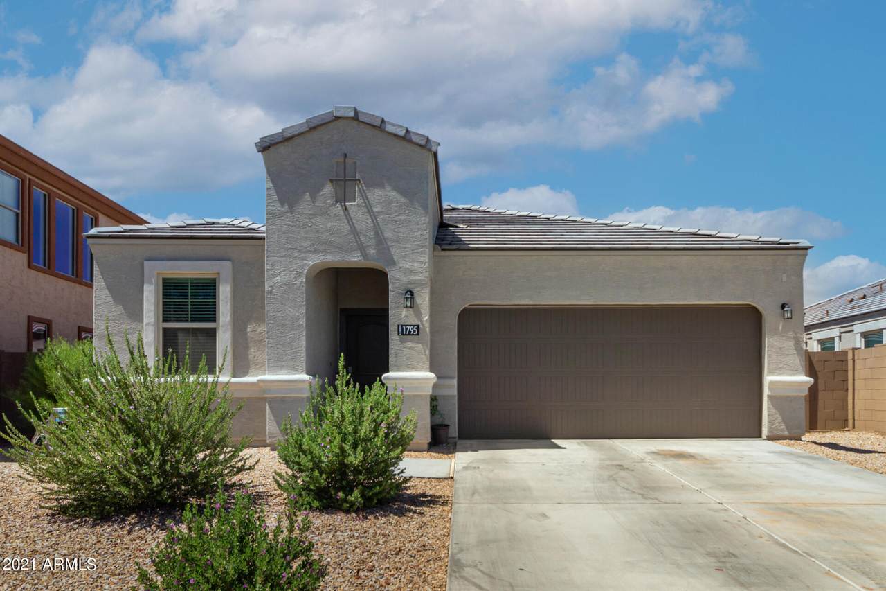 1795 Mandeville Lane - Photo 1