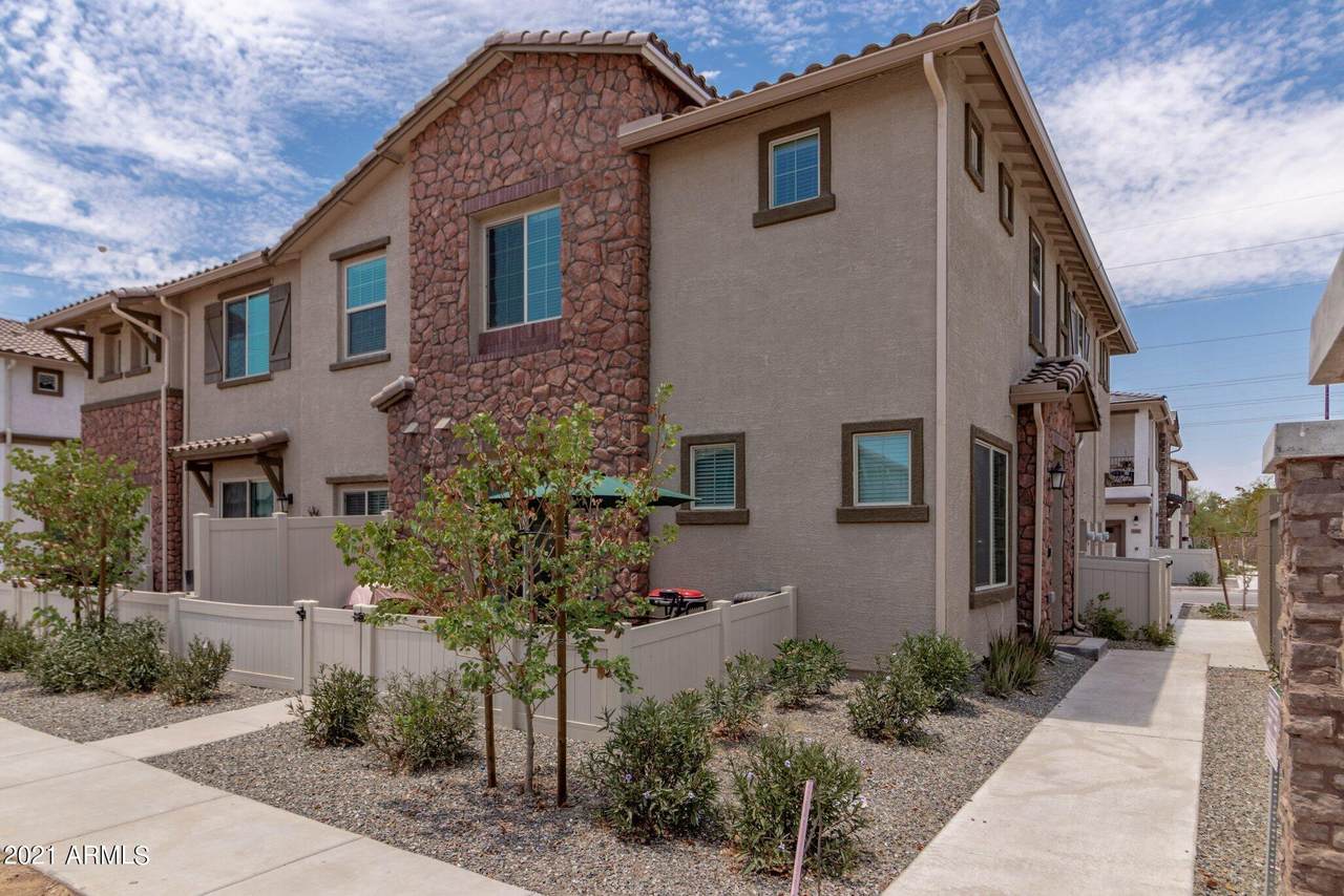 4100 Pinelake Way - Photo 1