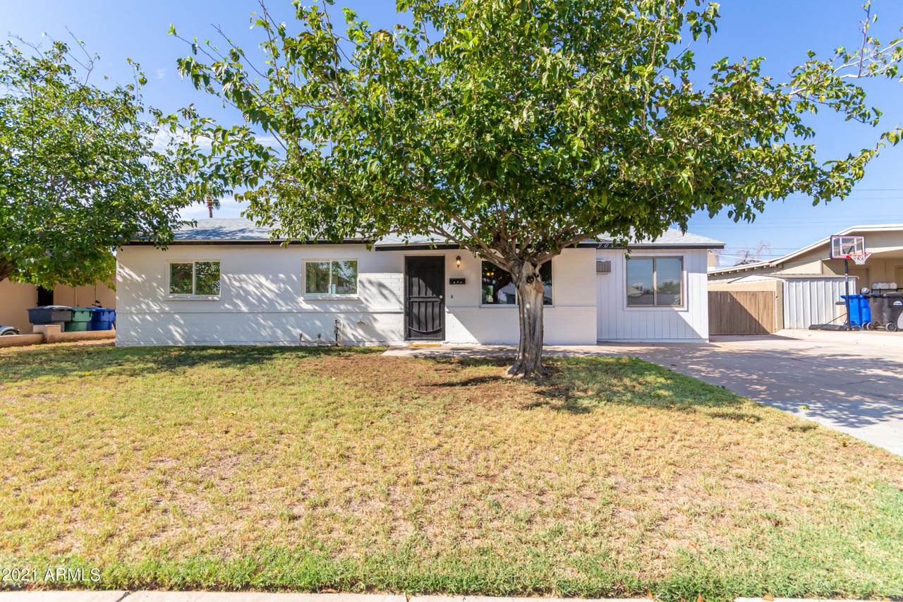 904 Inglewood Street - Photo 1
