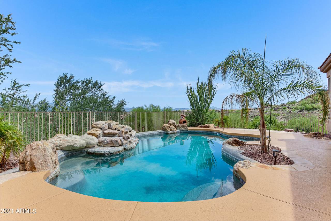 14207 Desert Flower Drive - Photo 1