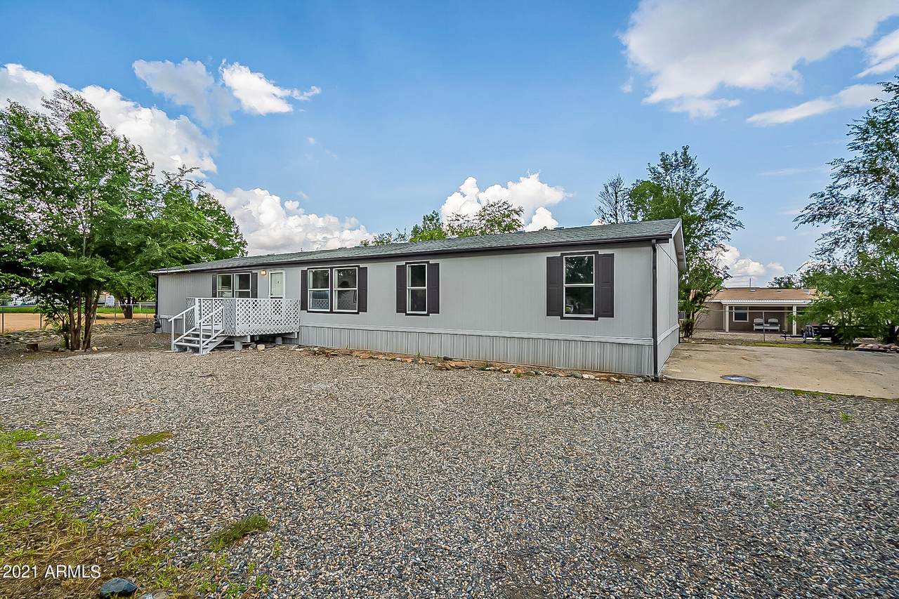 7700 Thelma Drive - Photo 1