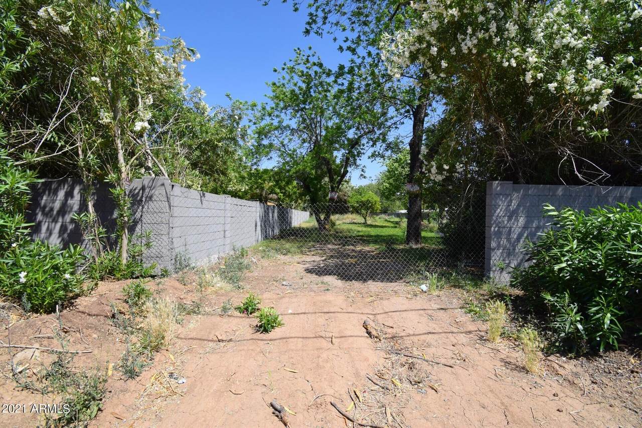 8233 59TH Avenue - Photo 1