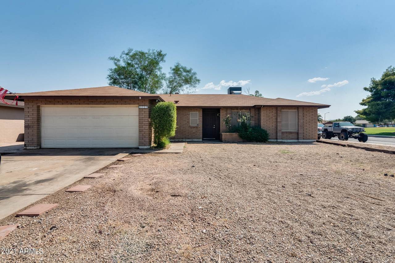 3757 Willow Avenue - Photo 1