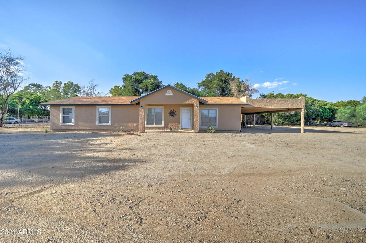 13801 185TH Avenue - Photo 1