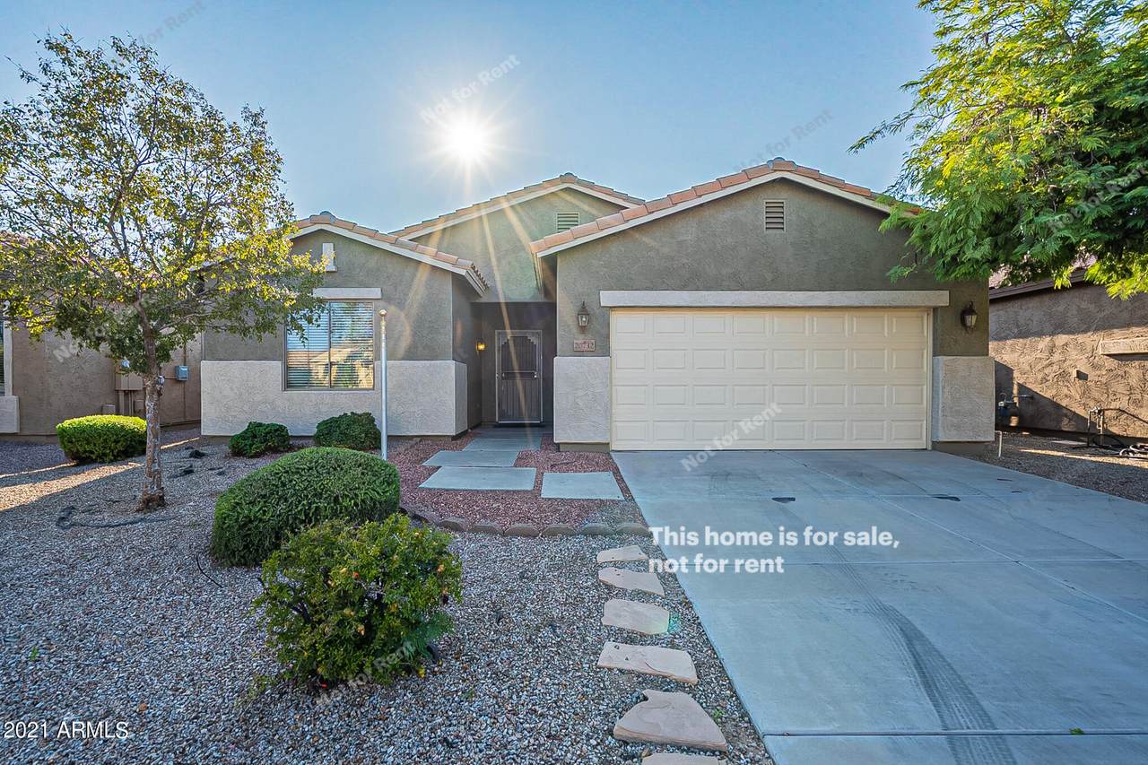 20732 Carmen Avenue - Photo 1