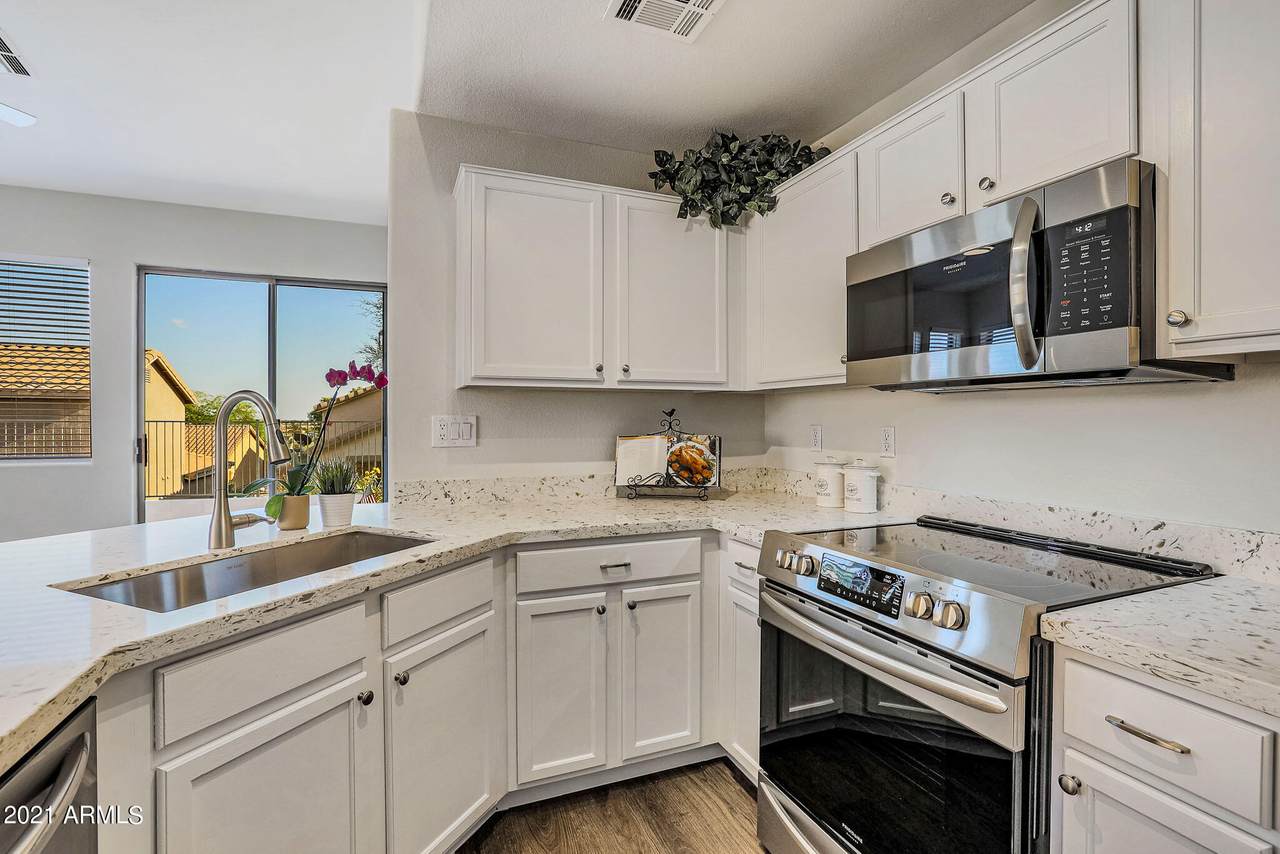 9475 Kiva Lane - Photo 1