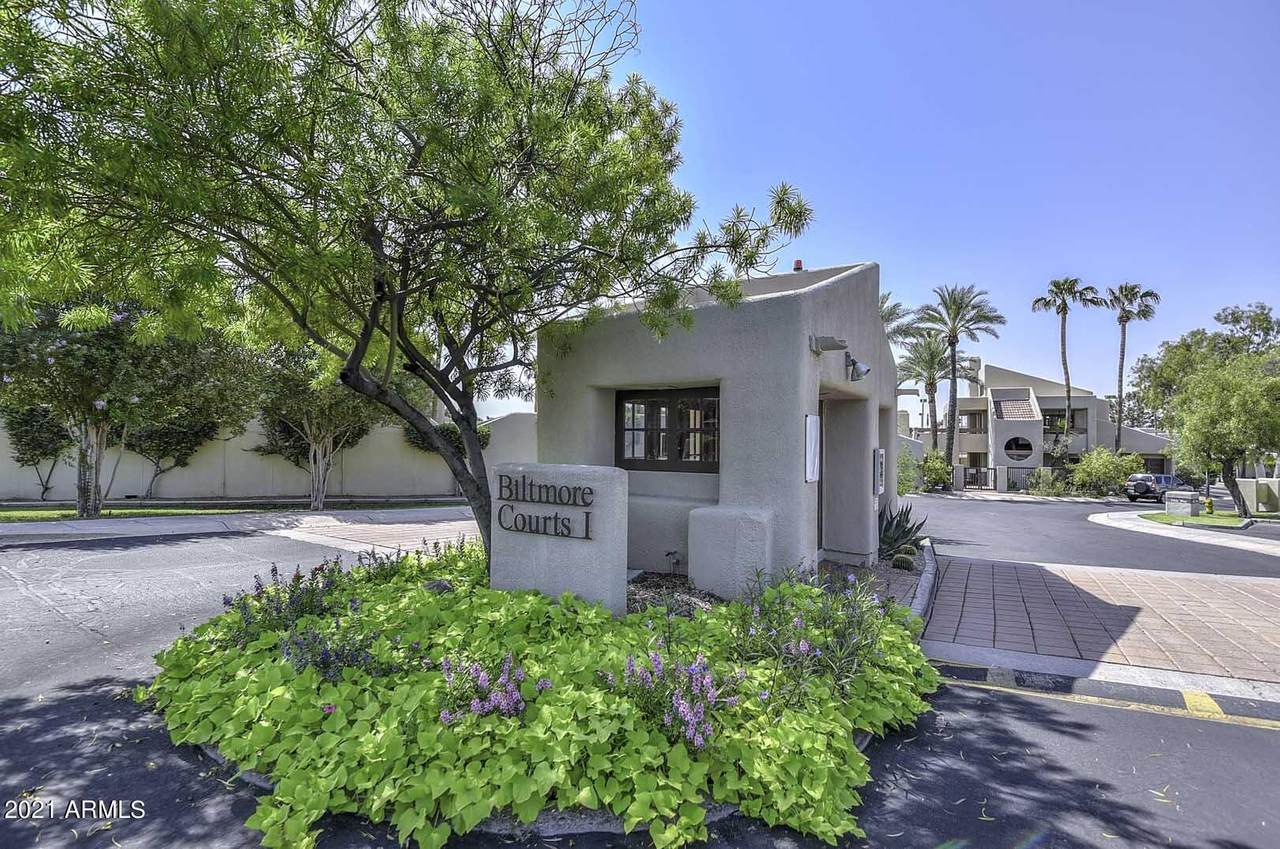 6203 30TH Way - Photo 1
