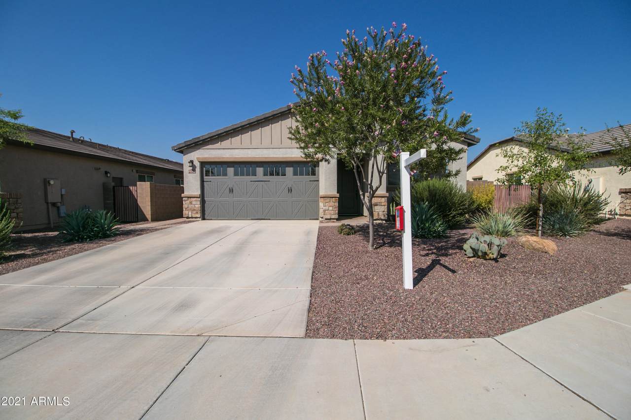 8586 172ND Drive - Photo 1