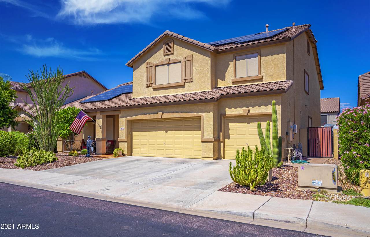 17956 Desert Lane - Photo 1