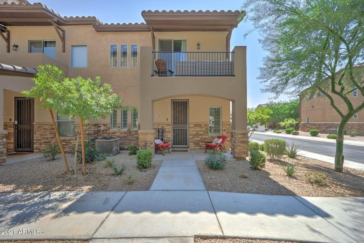 2821 Skyline - Photo 1